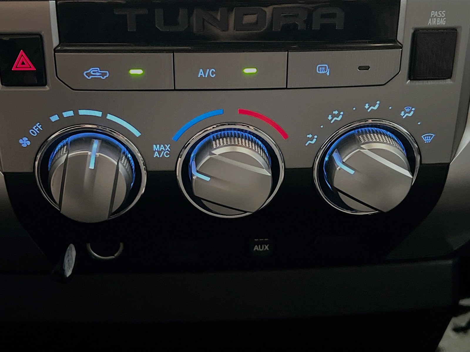 Used 2018 Toyota Tundra SR5 RWD image 11
