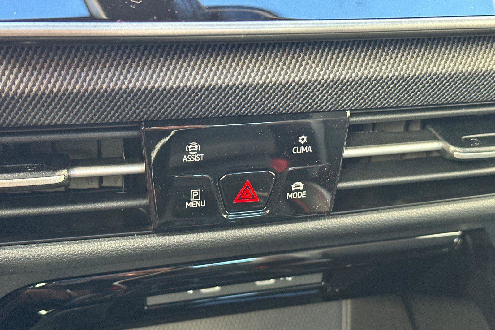 New 2026 Volkswagen GTI SE image 20