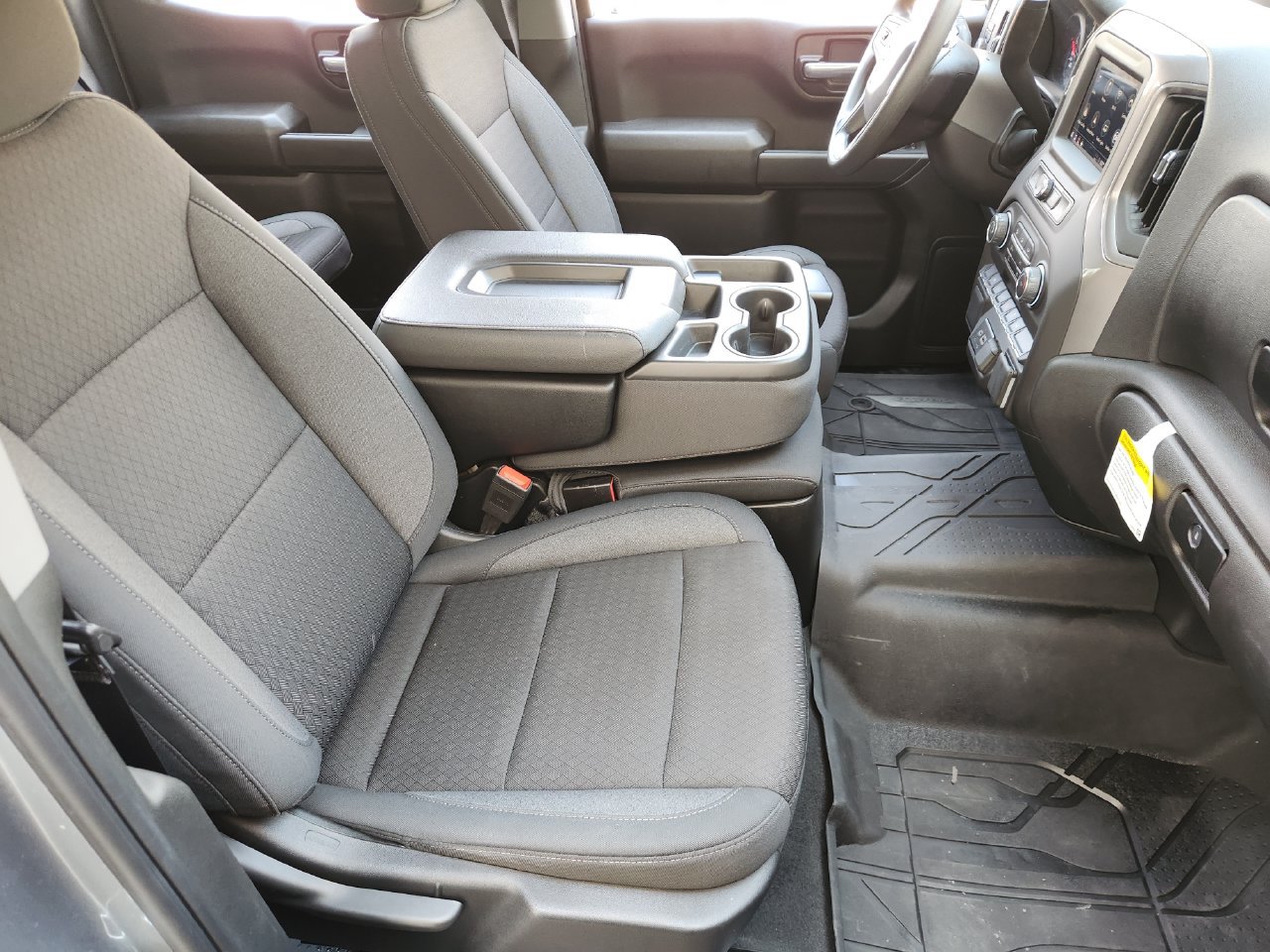 Used 2025 Chevrolet Silverado 1500 Custom w/ Turbomax Blackout Package RWD image 11