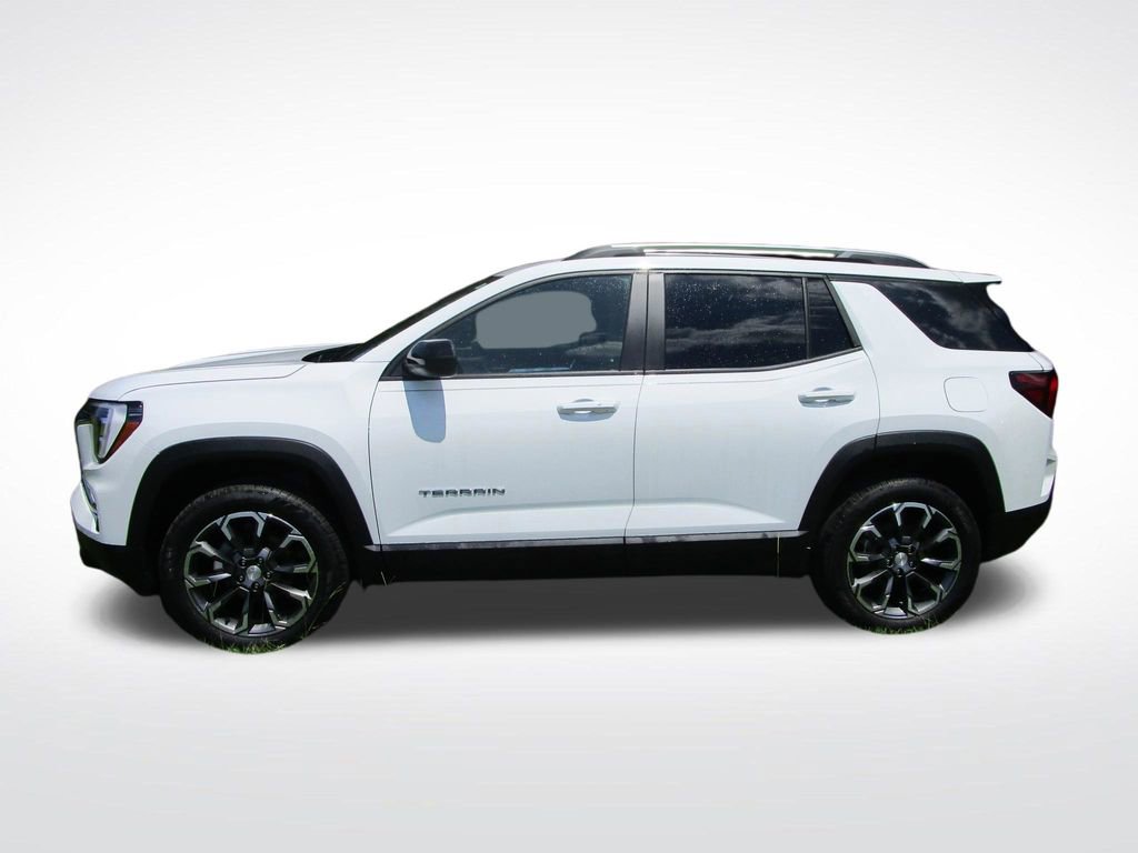 Used 2026 GMC Terrain Elevation w/ Elevation Premium Package FWD image 3