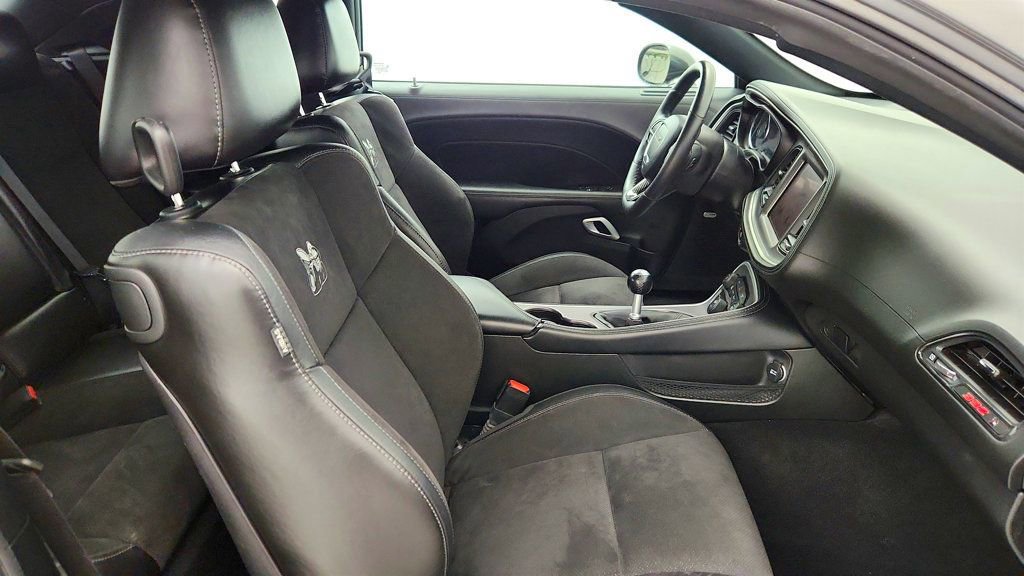 Used 2022 Dodge Challenger R/T Scat Pack RWD image 24