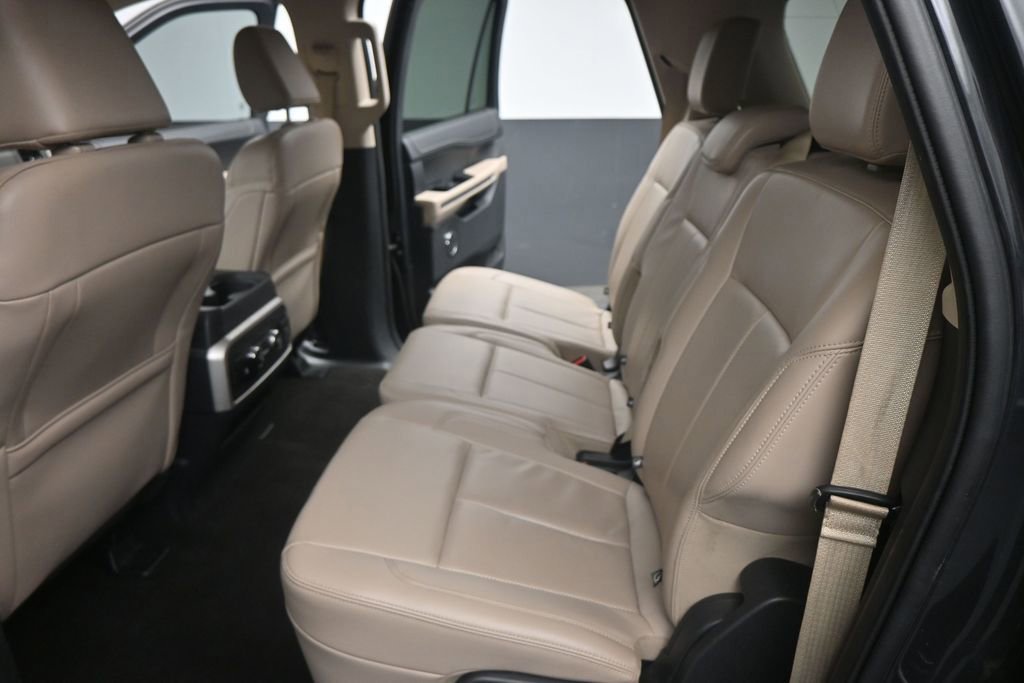 Used 2023 Ford Expedition Max XLT AWD/4WD image 18
