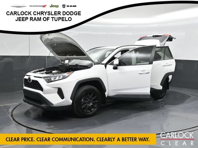 Used 2021 Toyota RAV4 LE AWD/4WD image 54