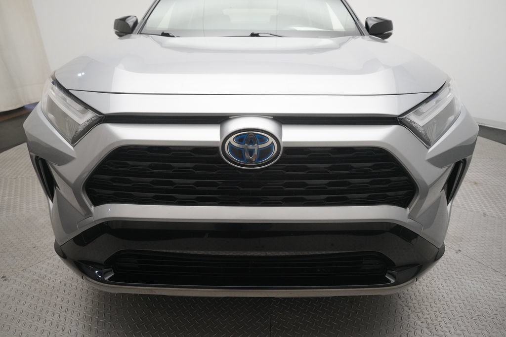 Used 2022 Toyota RAV4 XSE w/ XSE Grade Weather Package AWD/4WD image 22