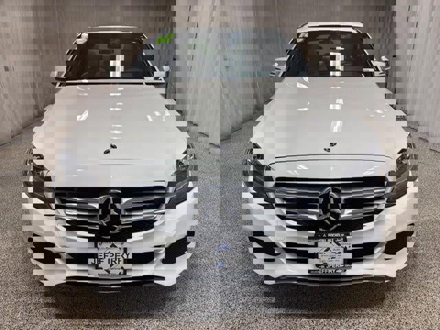 Used 2018 Mercedes-Benz C 300 4MATIC Sedan image 7