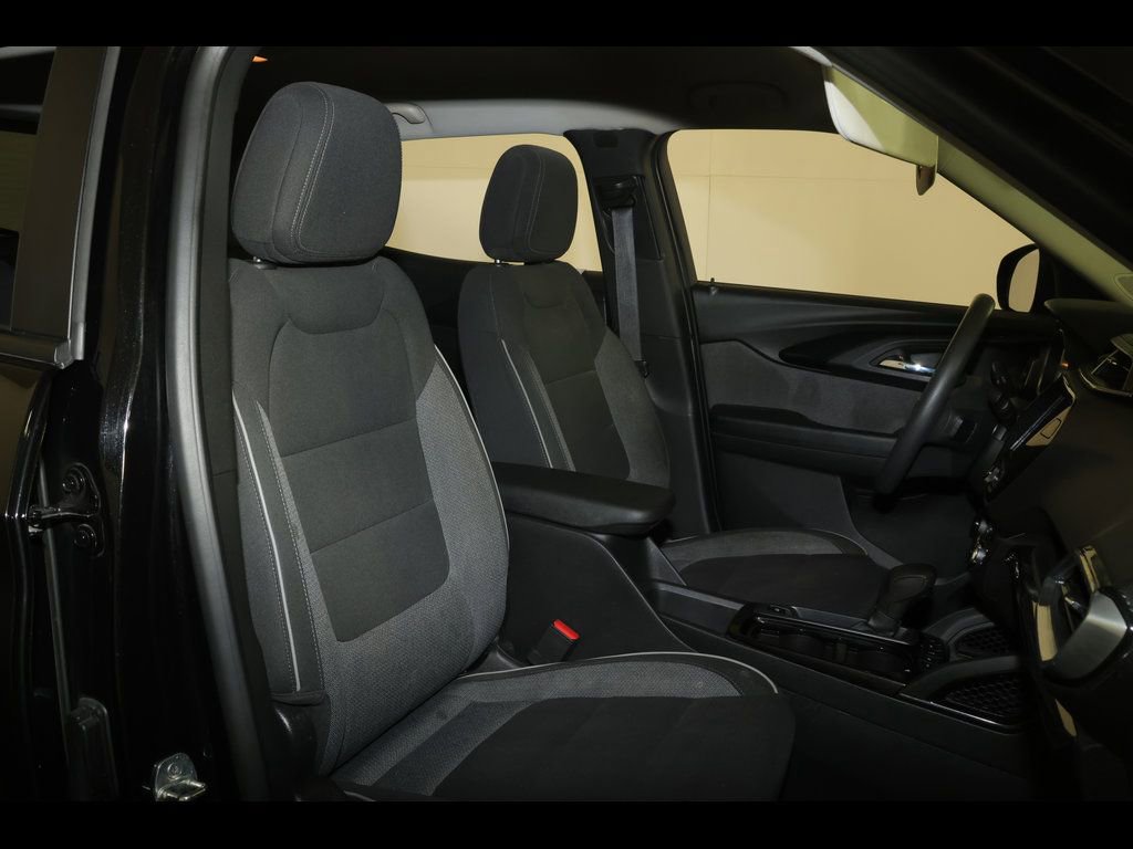Used 2023 Chevrolet TrailBlazer LT w/ Convenience Package image 28