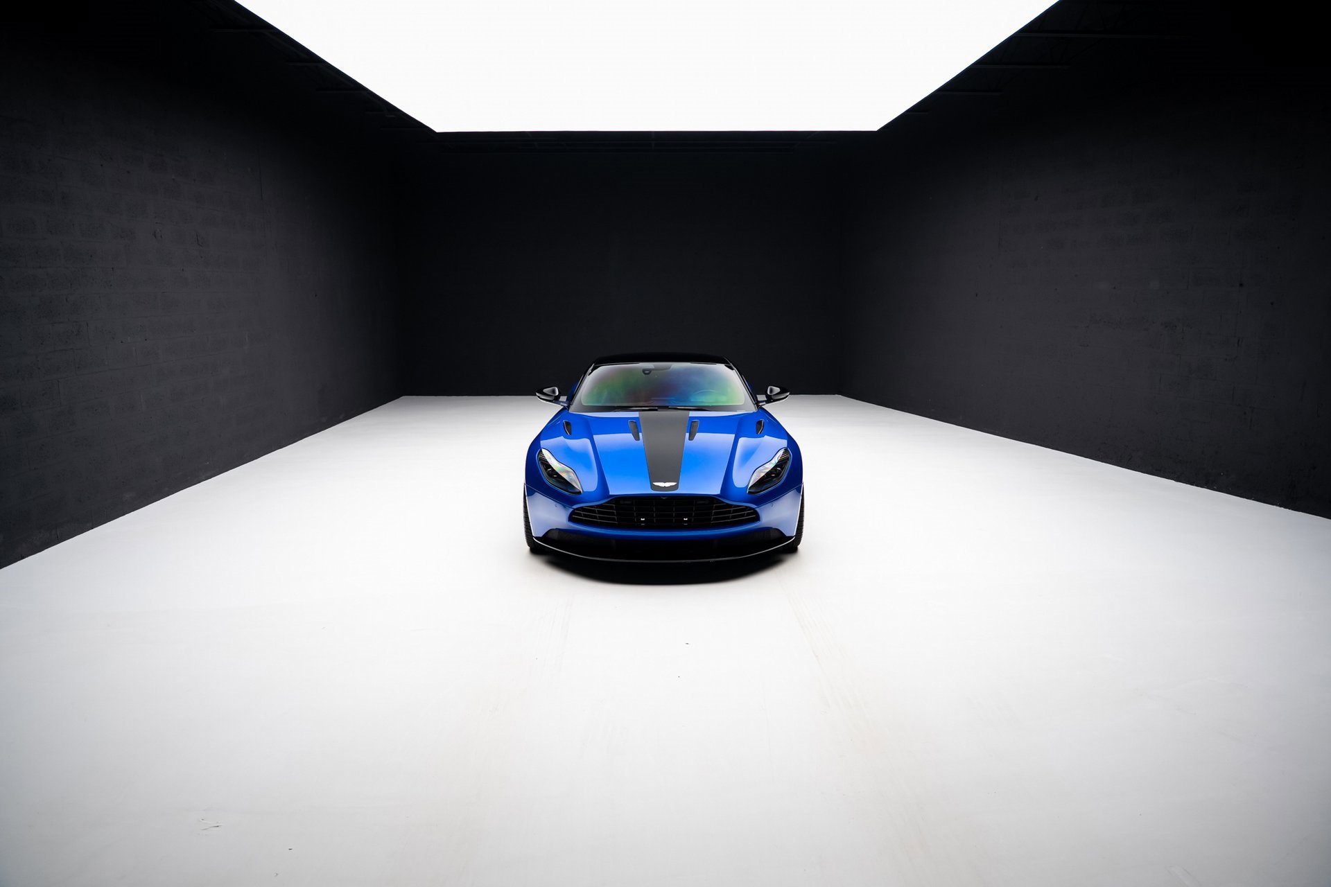 Used 2020 Aston Martin DB11 AMR image 81