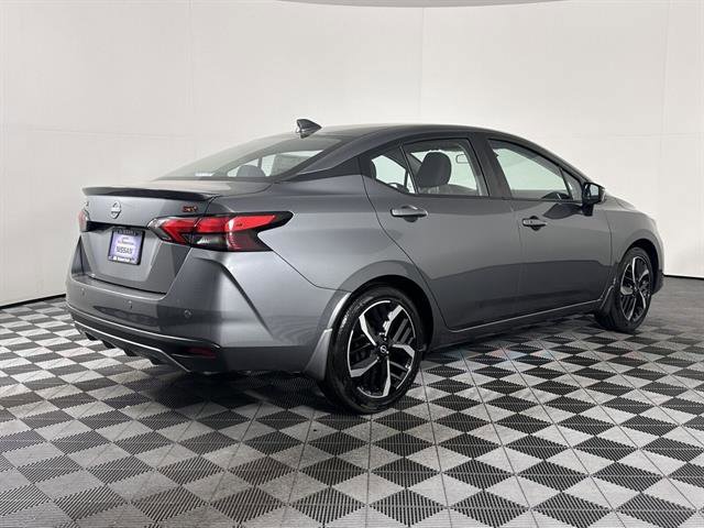 New 2025 Nissan Versa SR w/ Trunk Package image 3