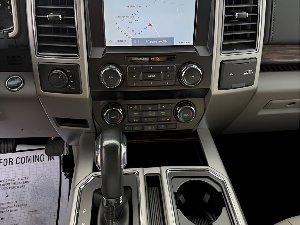 Used 2020 Ford F150 Lariat image 19