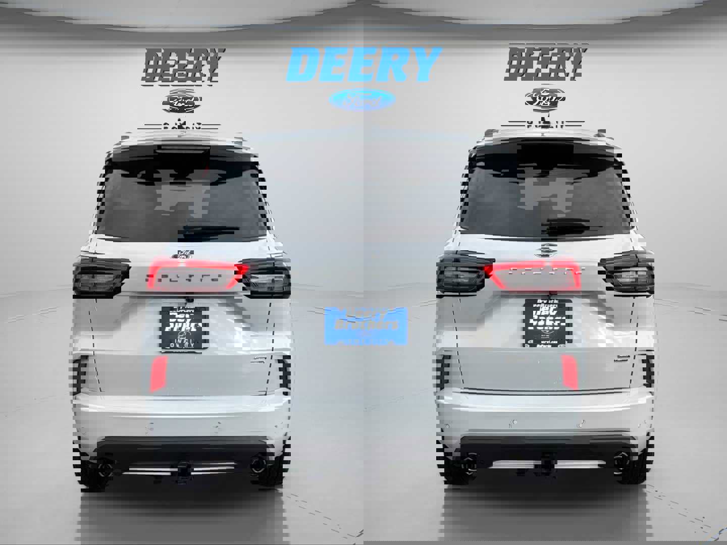 Used 2025 Ford Escape ST-Line Elite w/ Class II Trailer Tow Package image 14