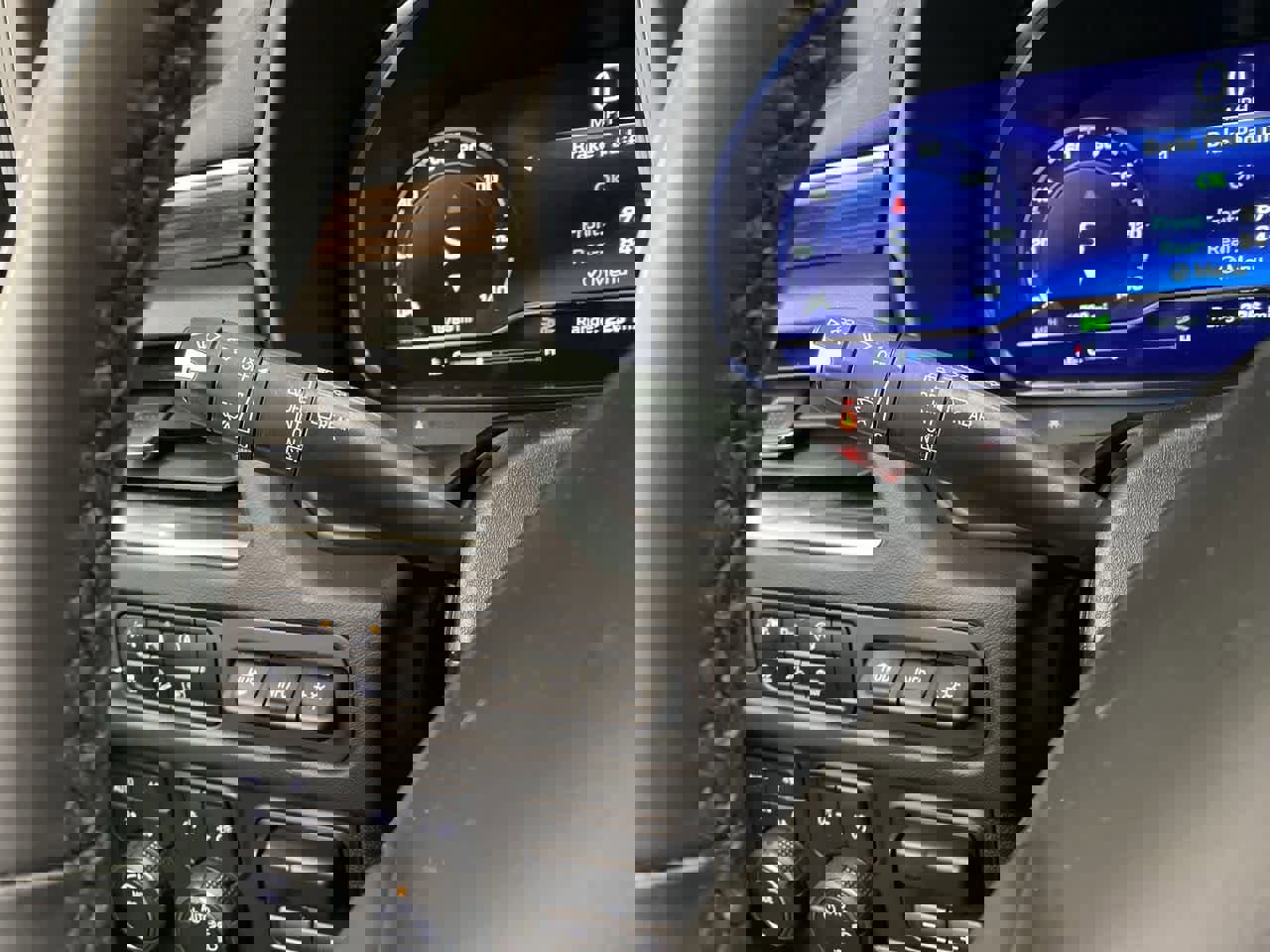 Used 2024 Chevrolet Tahoe High Country w/ Premium Package image 22