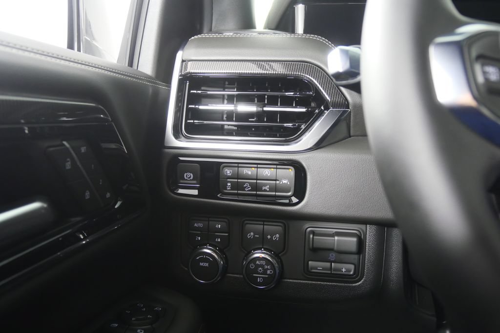 Used 2026 GMC Yukon Elevation AWD/4WD image 20