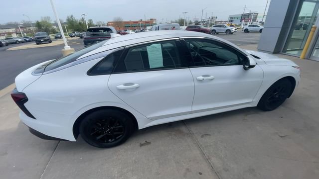 Used 2025 Kia K5 LXS FWD image 2