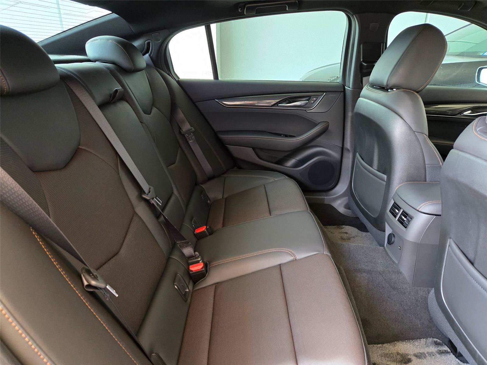 New 2026 Cadillac CT5 V w/ Technology Package RWD image 30