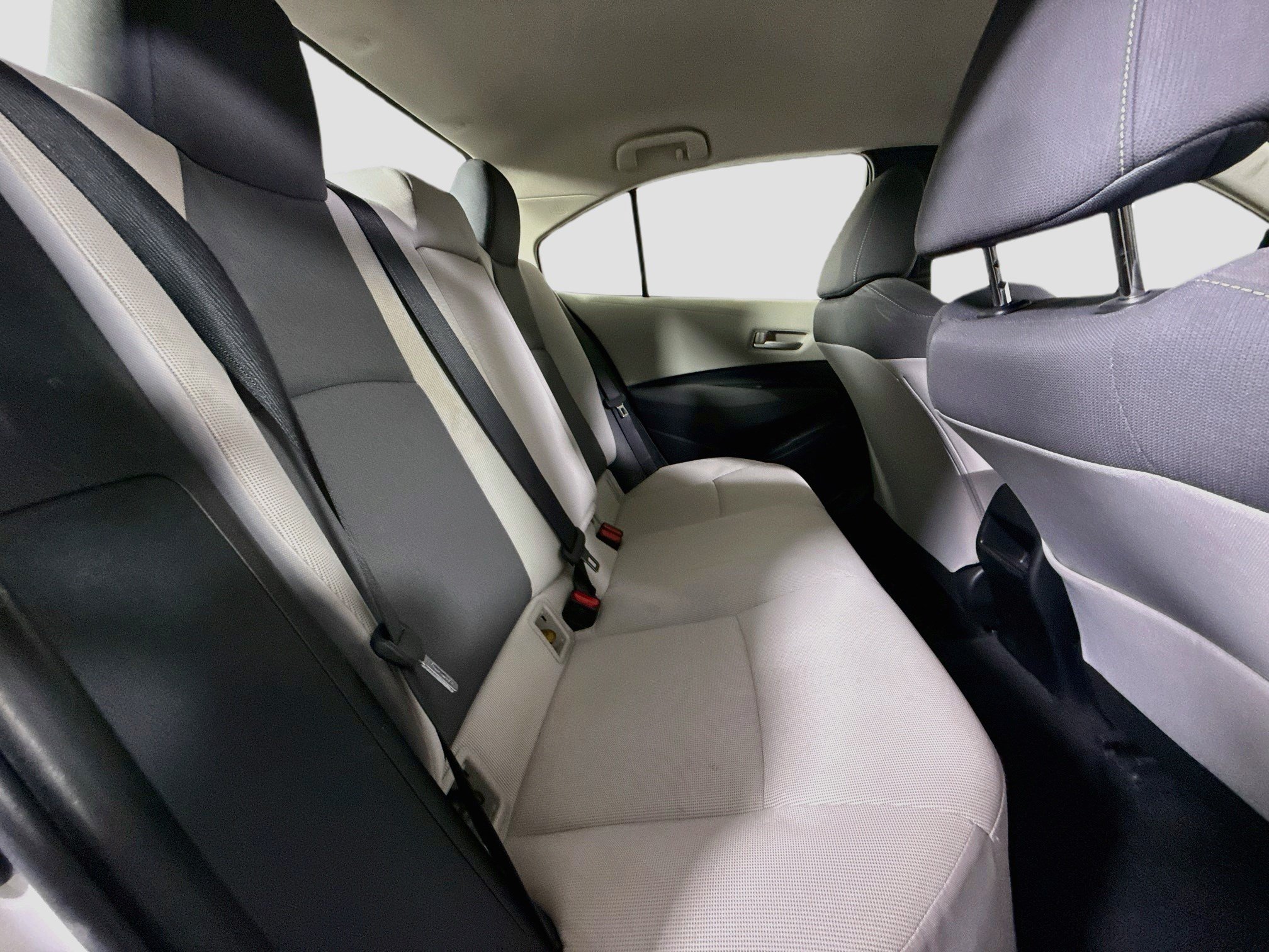 Used 2021 Toyota Corolla LE w/ LE Convenience Package FWD image 27