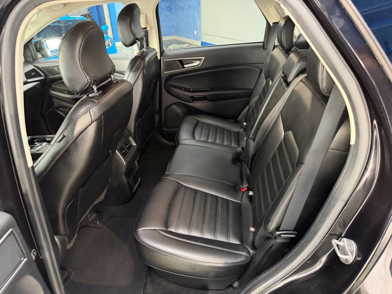 Used 2019 Ford Edge SEL w/ Equipment Group 201A image 19