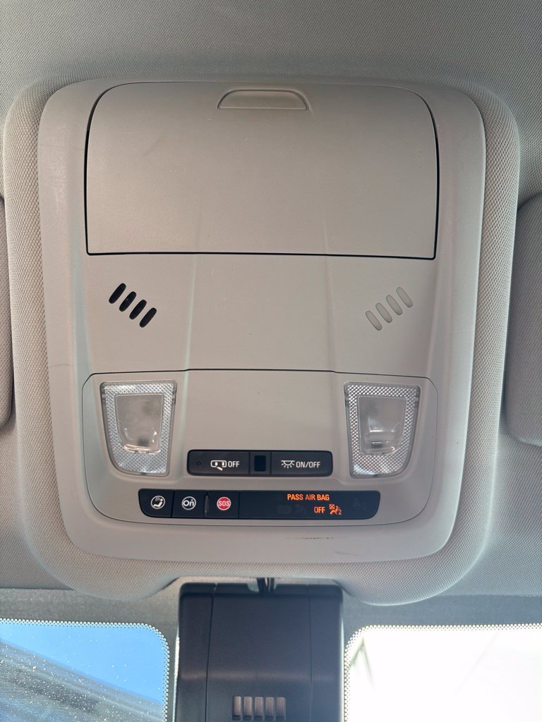 Used 2020 Chevrolet Equinox LT FWD image 27