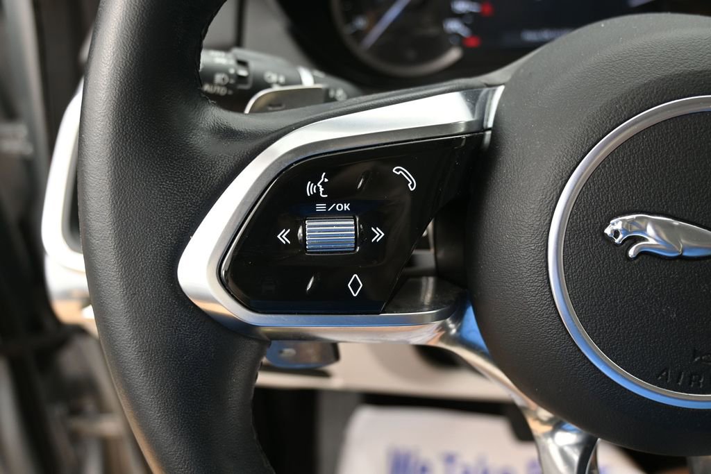 Used 2023 Jaguar E-PACE SE AWD/4WD image 17