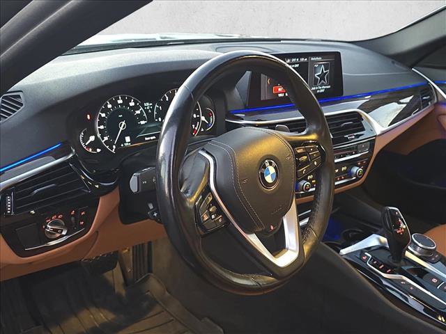 Used 2019 BMW 530i xDrive w/ Convenience Package image 9