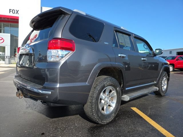 Used 2011 Toyota 4Runner SR5 w/ Premium Pkg w/Leather AWD/4WD image 7