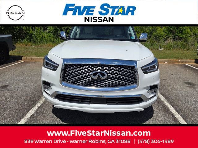 Used 2018 INFINITI QX80 4WD w/ Deluxe Technology Package image 2