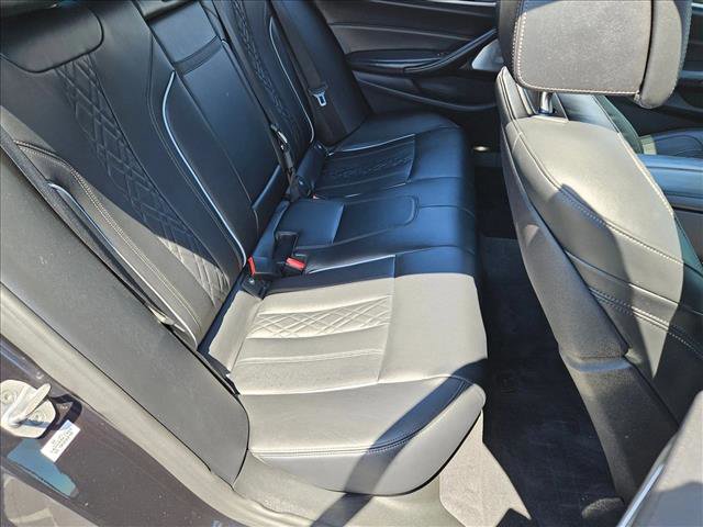 Used 2018 BMW M550i xDrive AWD/4WD image 19