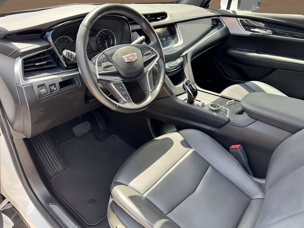 Certified 2024 Cadillac XT5 Premium Luxury FWD image 9