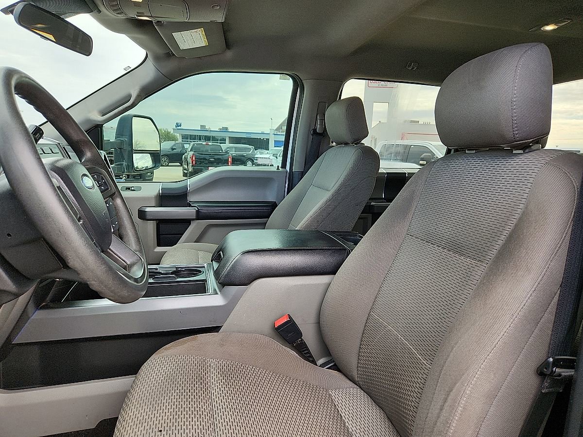 Used 2020 Ford F250 XLT w/ XLT Value Package image 7