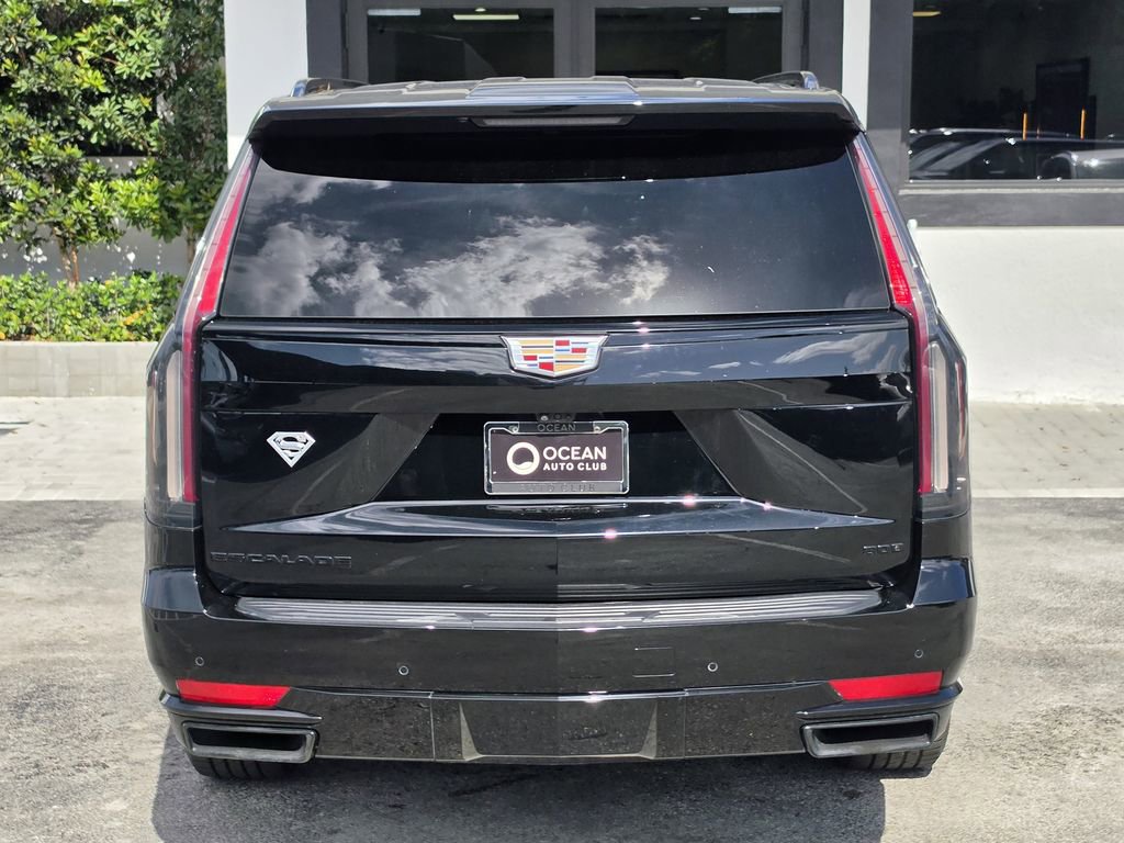 Used 2023 Cadillac Escalade ESV Sport Platinum w/ LPO, ONYX Package RWD image 5