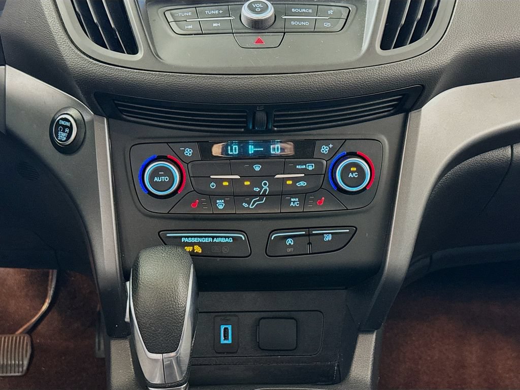 Used 2019 Ford Escape SE FWD image 14