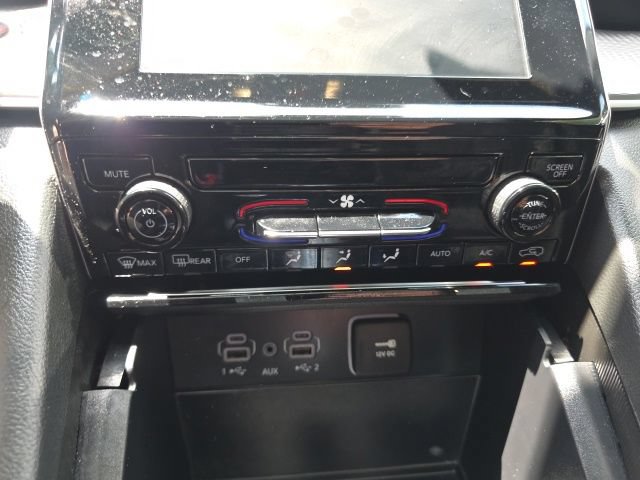 Used 2025 Jeep Grand Cherokee L Laredo AWD/4WD image 12