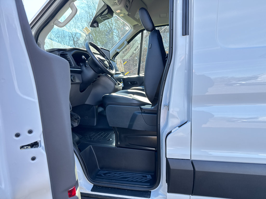 New 2026 Ford Transit 350 148 High Roof Extended RWD image 4