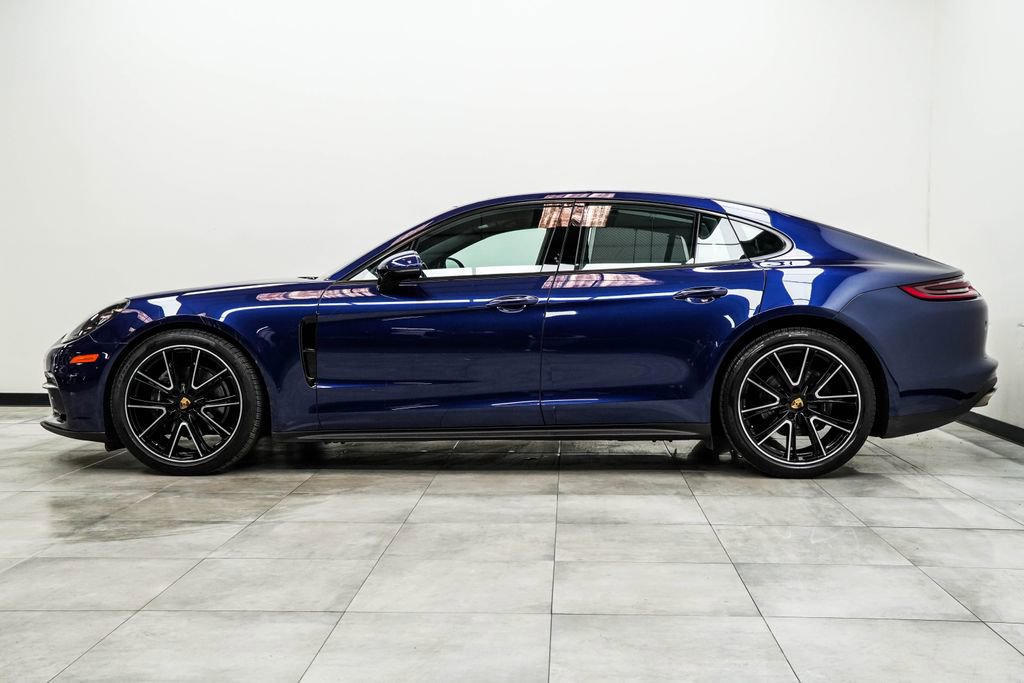 Used 2020 Porsche Panamera RWD image 8