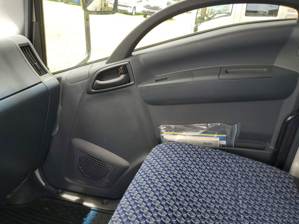 New 2025 Chevrolet Low Cab Forward image 25