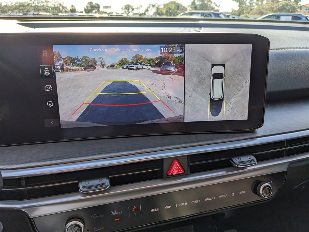 Certified 2024 Kia Sorento SX image 38