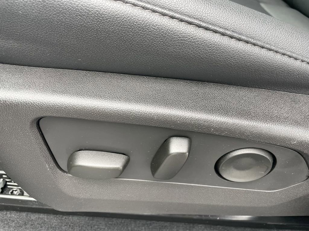 Certified 2025 Chevrolet Colorado Trail Boss image 14