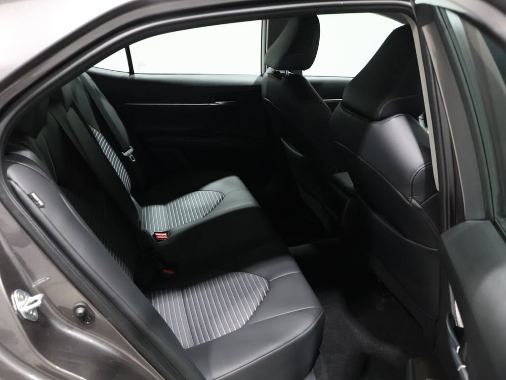 Used 2023 Toyota Camry SE image 20