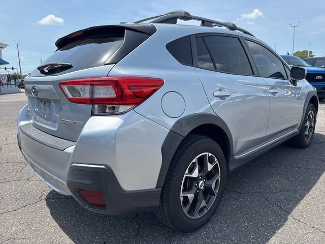 Used 2018 Subaru Crosstrek 2.0i Premium w/ Moonroof Package AWD/4WD image 3