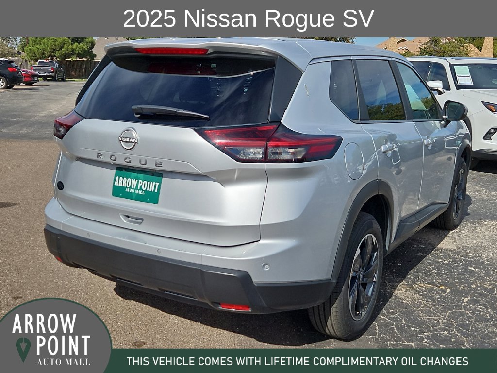 Used 2025 Nissan Rogue SV FWD image 11