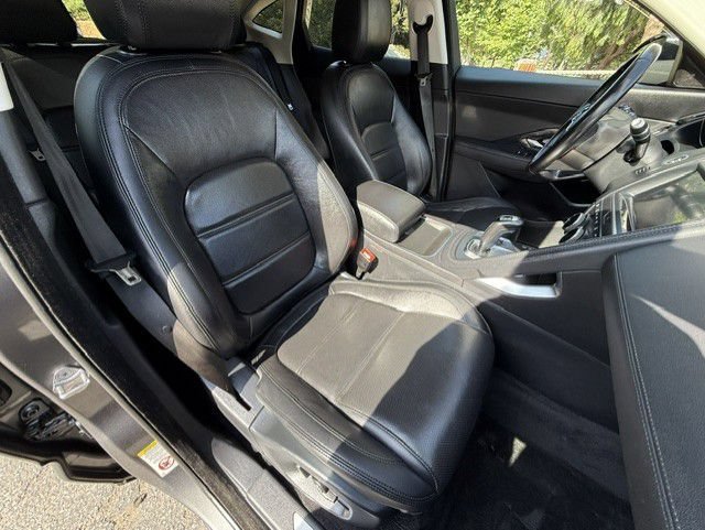 Used 2019 Jaguar E-PACE SE AWD/4WD image 12