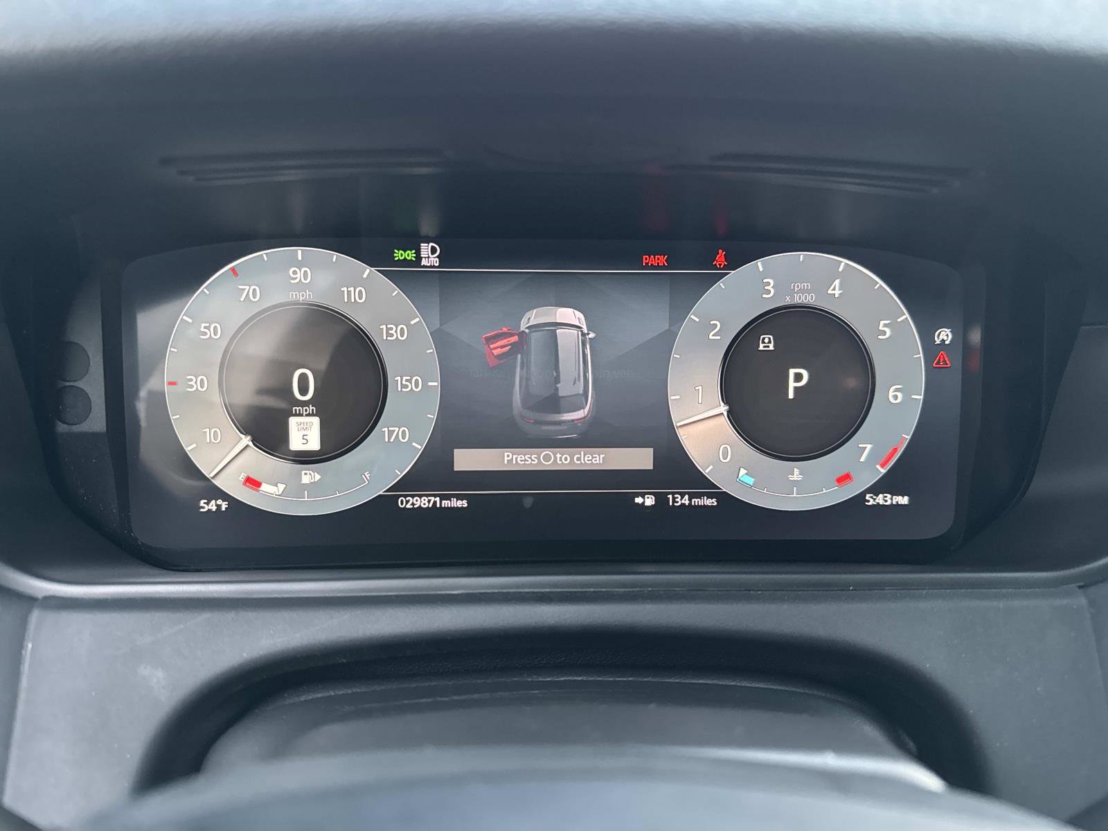 Used 2024 Land Rover Range Rover Velar Dynamic SE image 31