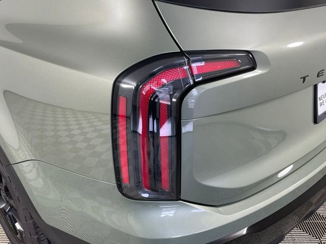 Certified 2025 Kia Telluride AWD image 18