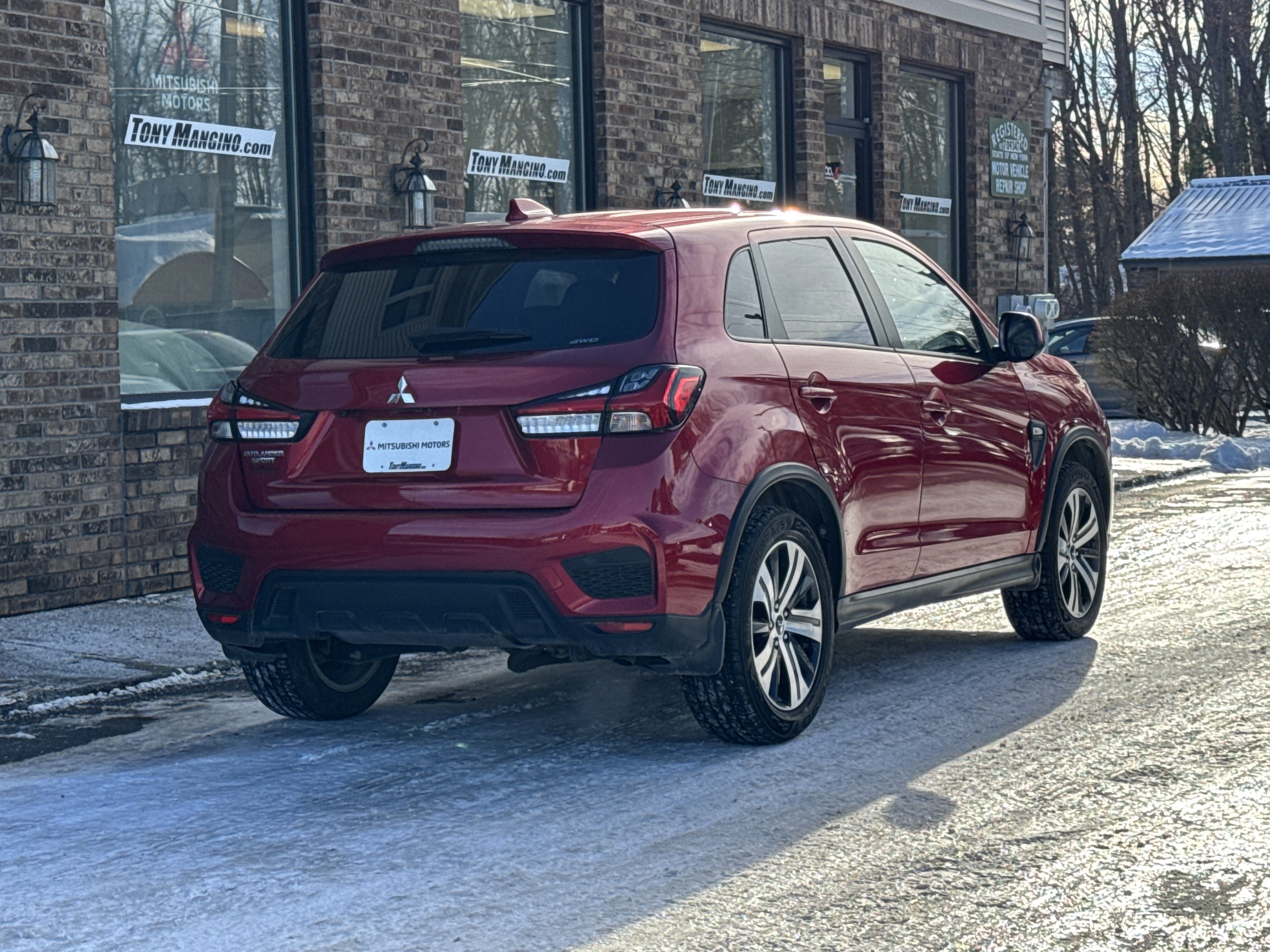 Used 2022 Mitsubishi Outlander Sport ES image 5