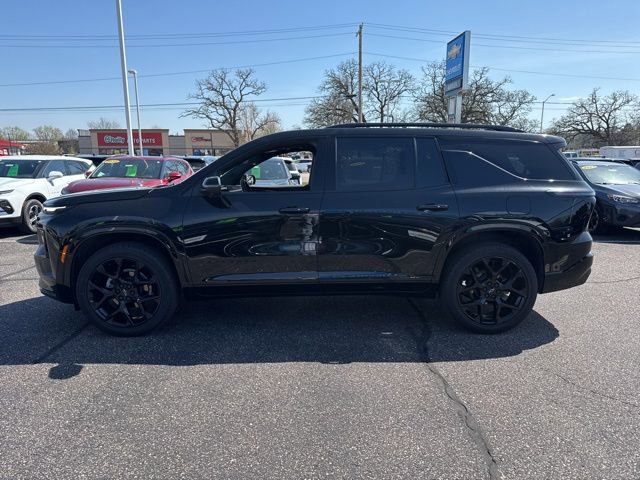 Used 2025 Chevrolet Traverse RS w/ LPO, Floor Liner Package AWD/4WD image 4
