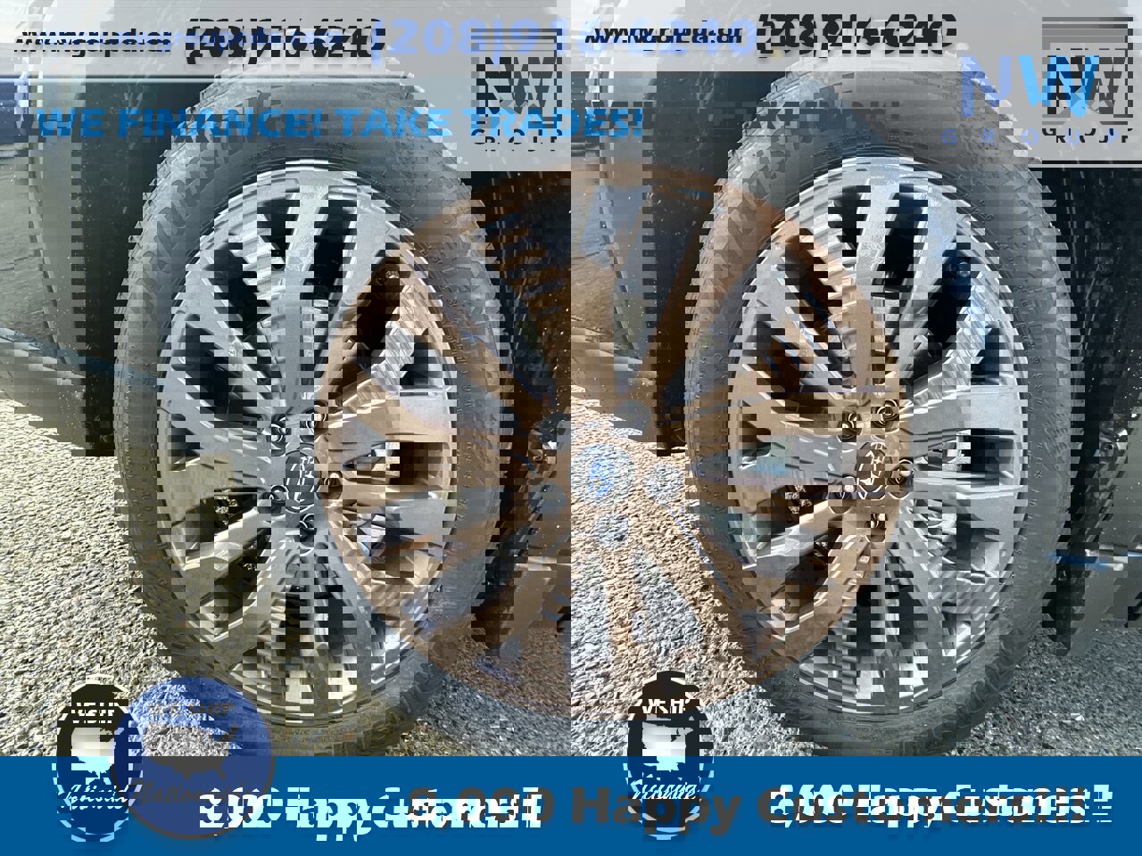 Used 2025 Subaru Forester Sport image 15