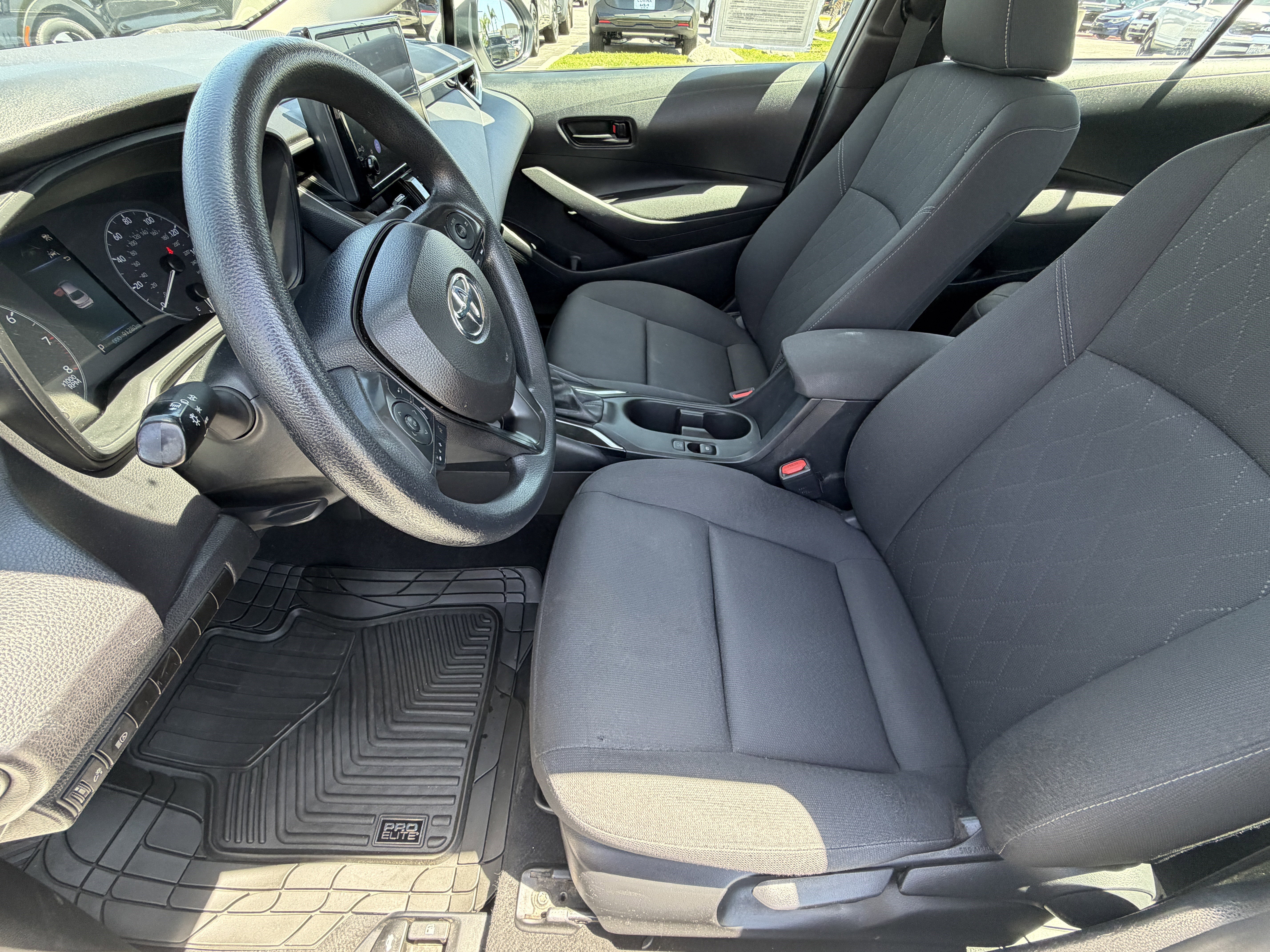 Used 2024 Toyota Corolla LE FWD image 15