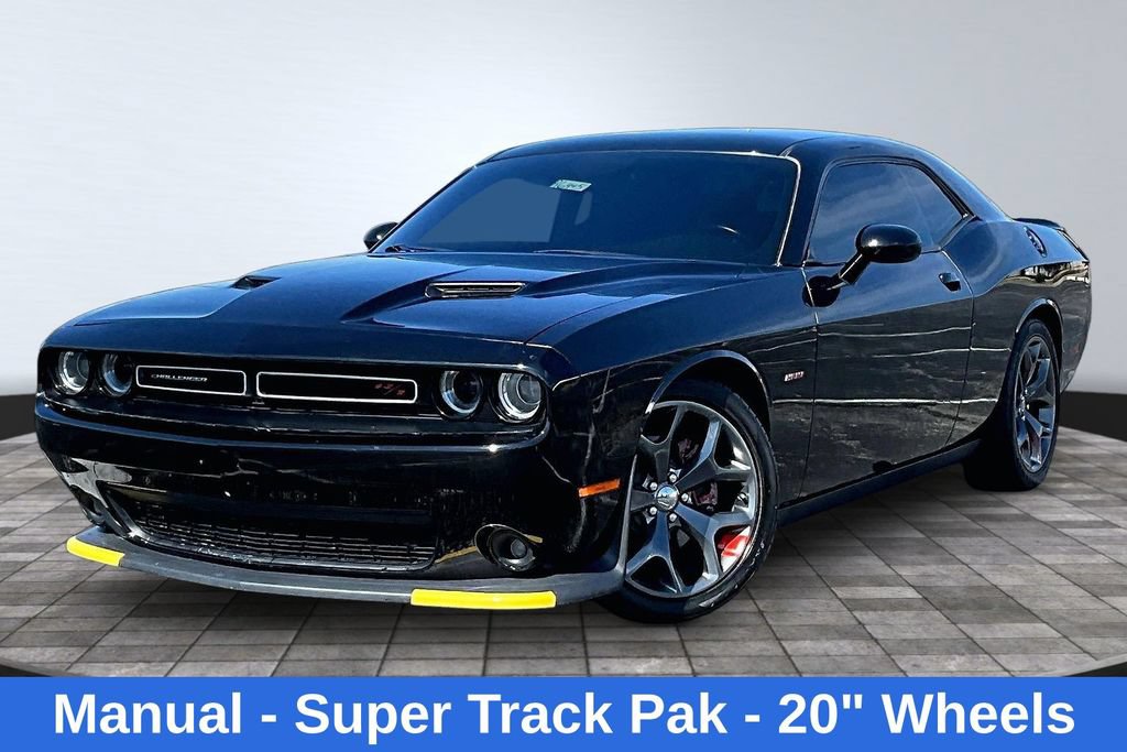 Used 2015 Dodge Challenger R/T w/ Quick Order Package 22B R/T