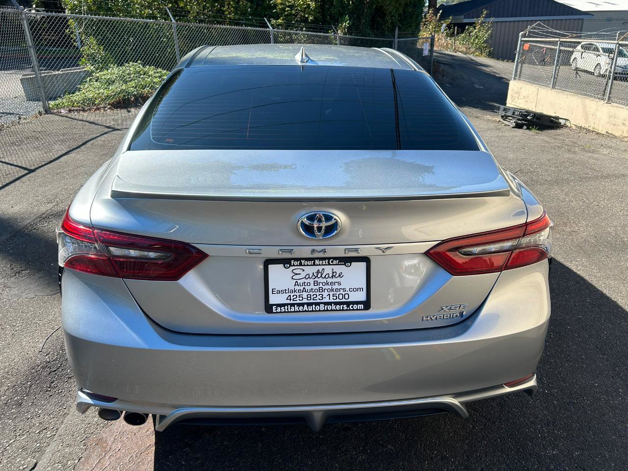 Used 2022 Toyota Camry XSE w/ Cold Weather Package FWD image 6