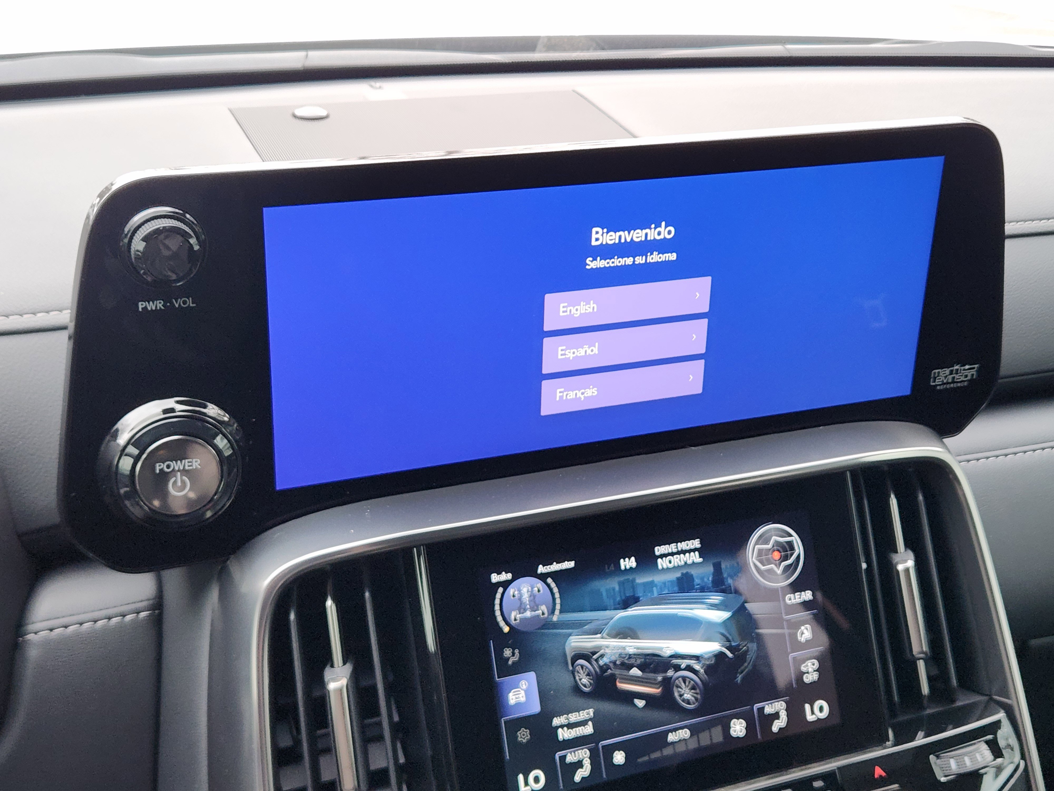 New 2026 Lexus LX 700h Luxury image 11