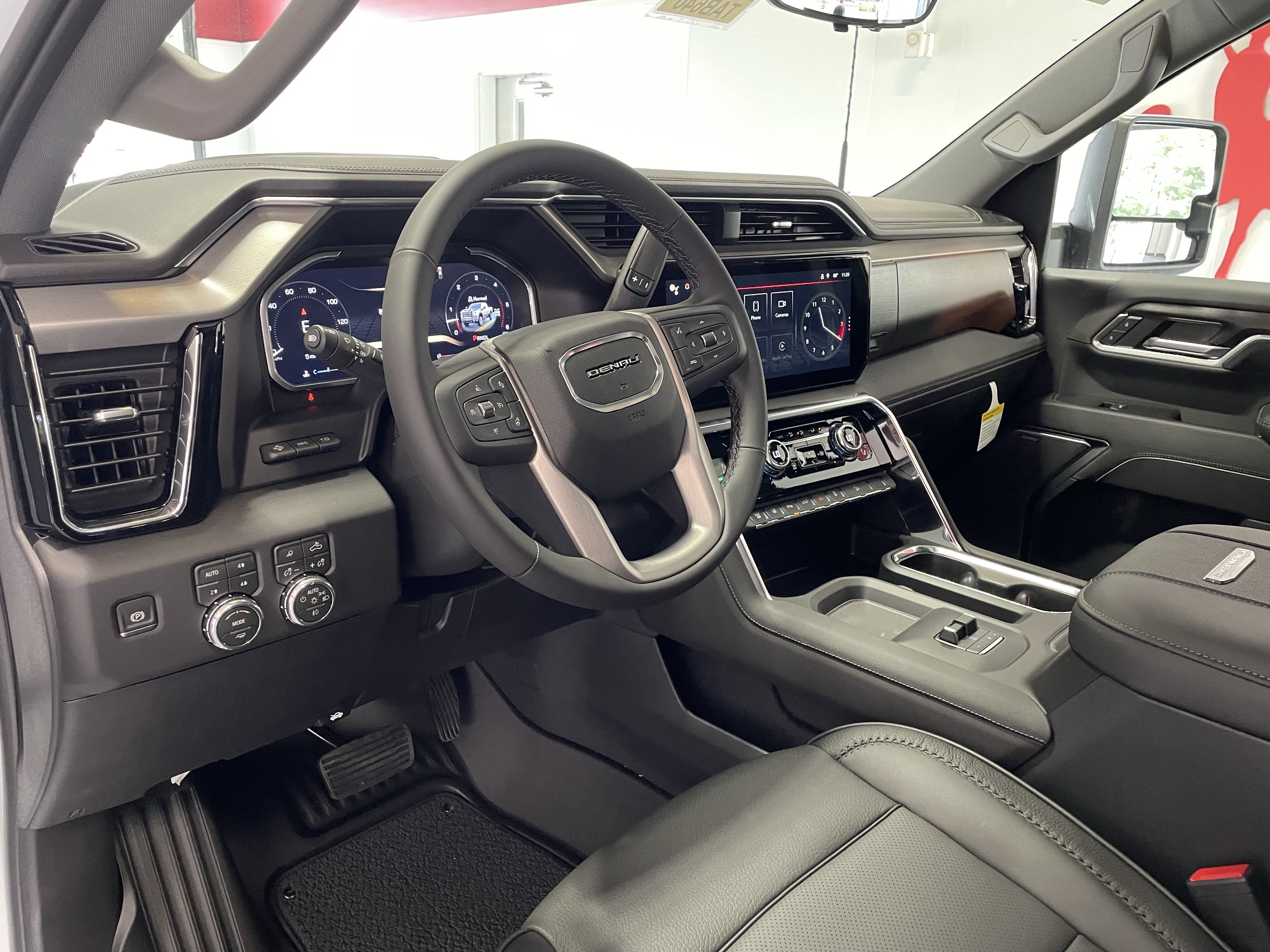 New 2026 GMC Sierra 2500 Denali w/ Denali Reserve Package AWD/4WD image 15
